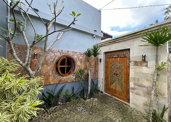 Rara Biru Villa Nusa Dua (Bali)